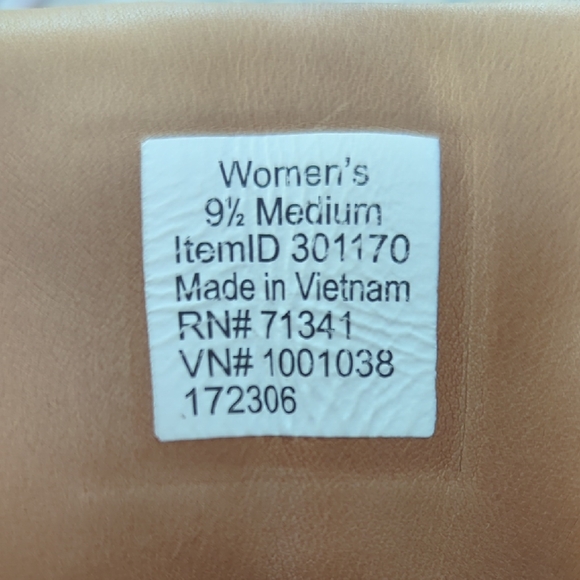 L.L. Bean Suede Waterproof Vibram Tek 2.5 Retro Hiking Boots 9.5M Brown Lace Up - Picture 3 of 16